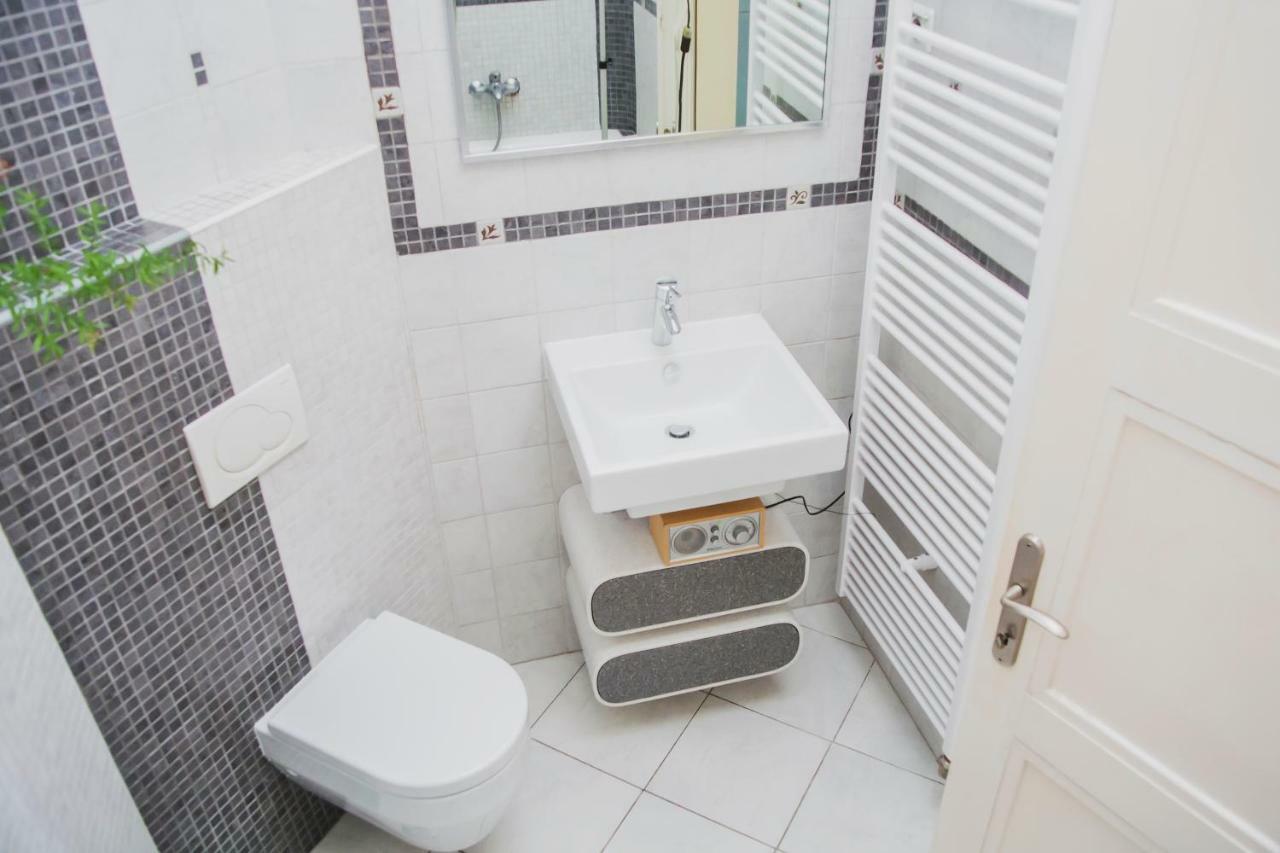Rudjer Apartment, City Center, 2Br, Spacious Загреб Екстериор снимка